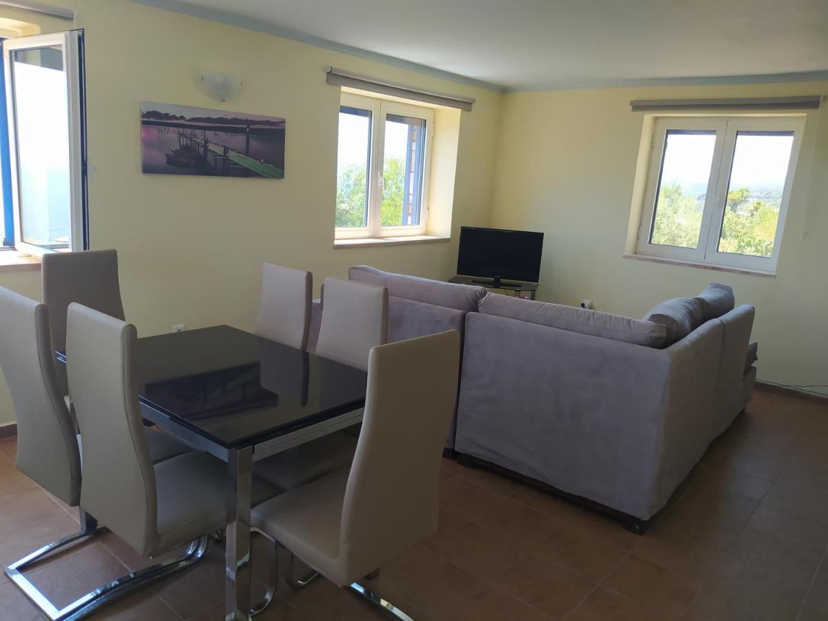 Neohori 1 Apartment Neokhorion  ภายนอก รูปภาพ